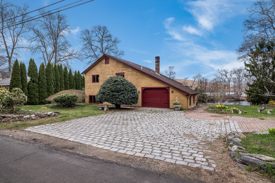 30 Pattagansett Drive Photo 25