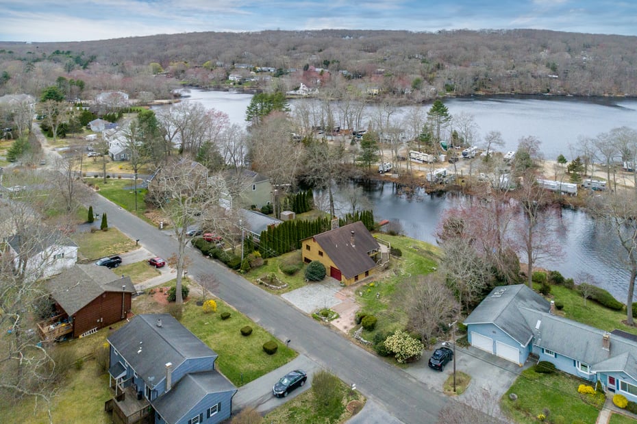 30 Pattagansett Drive Photo 29