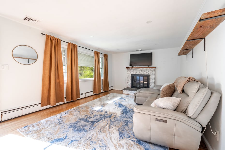103 Squash Hollow Road Photo 4