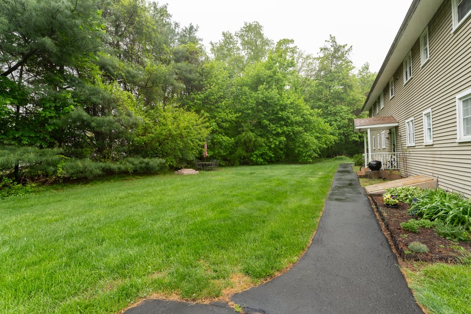 1789 Foxon Road  #APT 7B Photo 29