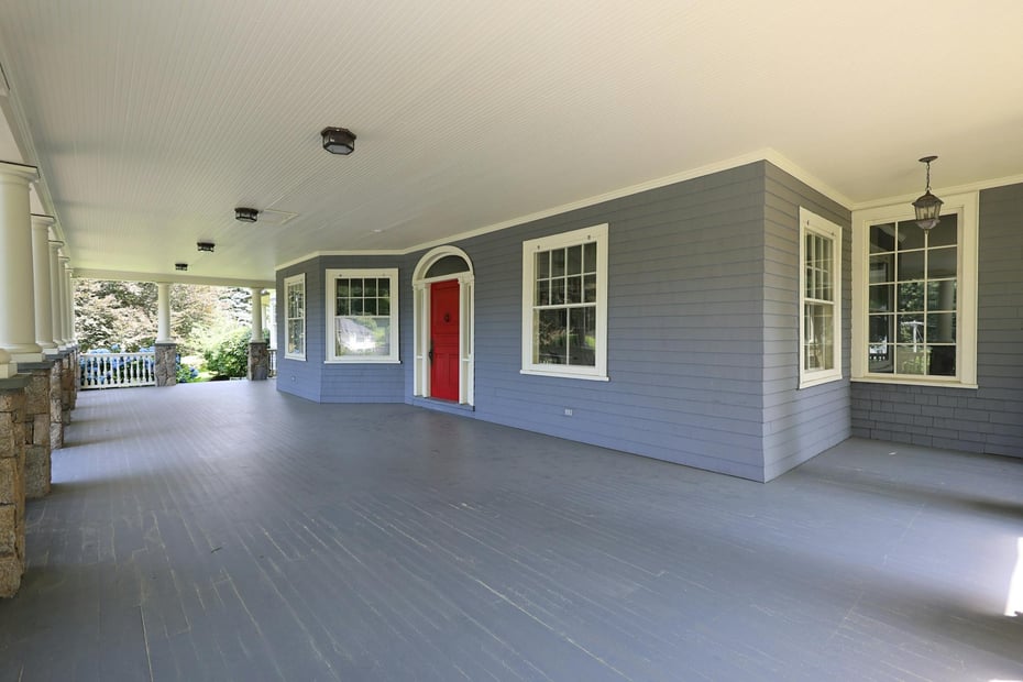 27 Country Club Road Photo 9