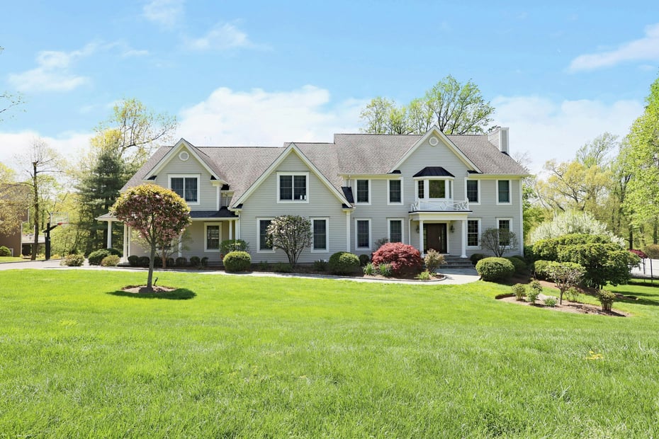 110 Nursery Road Photo 1