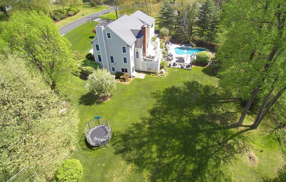 110 Nursery Road Photo 3