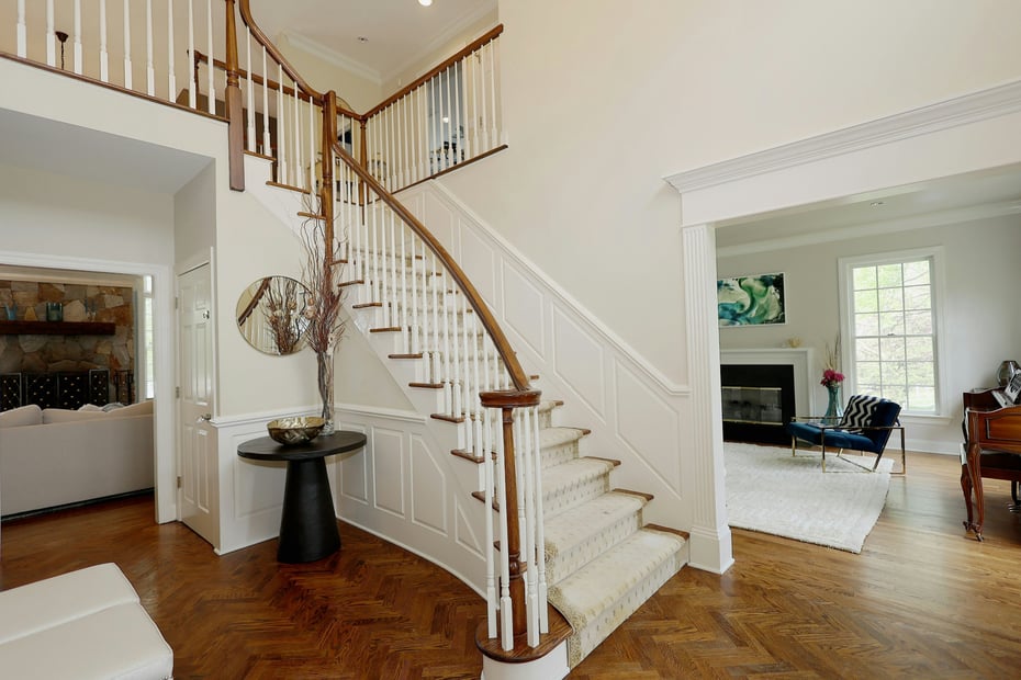 110 Nursery Road Photo 10