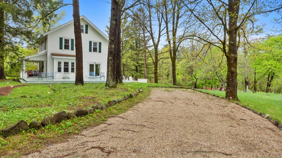 170 Stockbridge Rd Photo 19