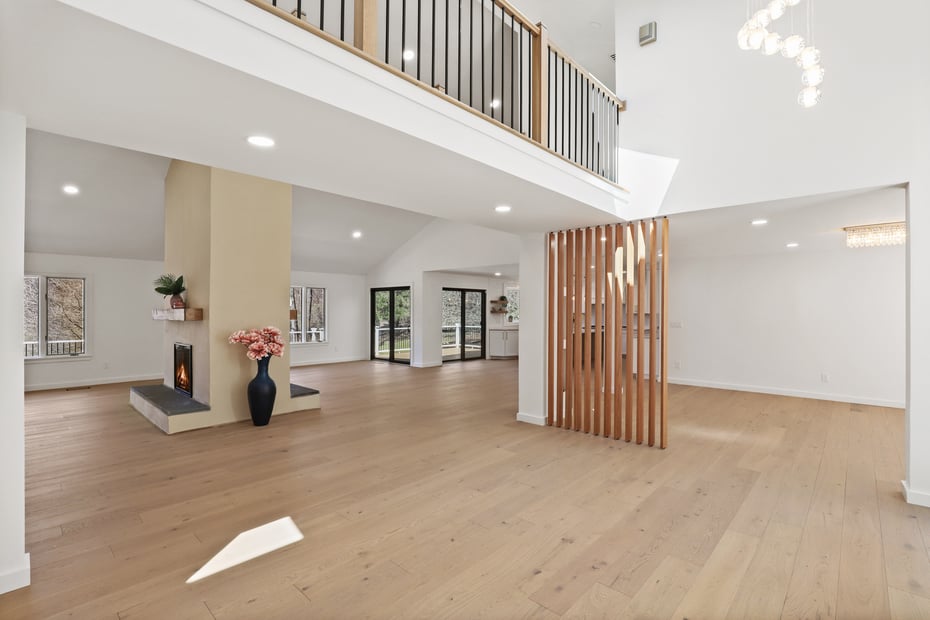 25 Round Hill Road Photo 6