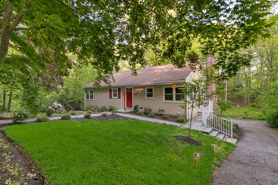 266 Pinewood Trail Photo 1