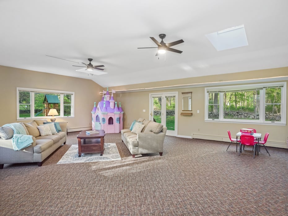 44 Buckingham Ridge Road Photo 19