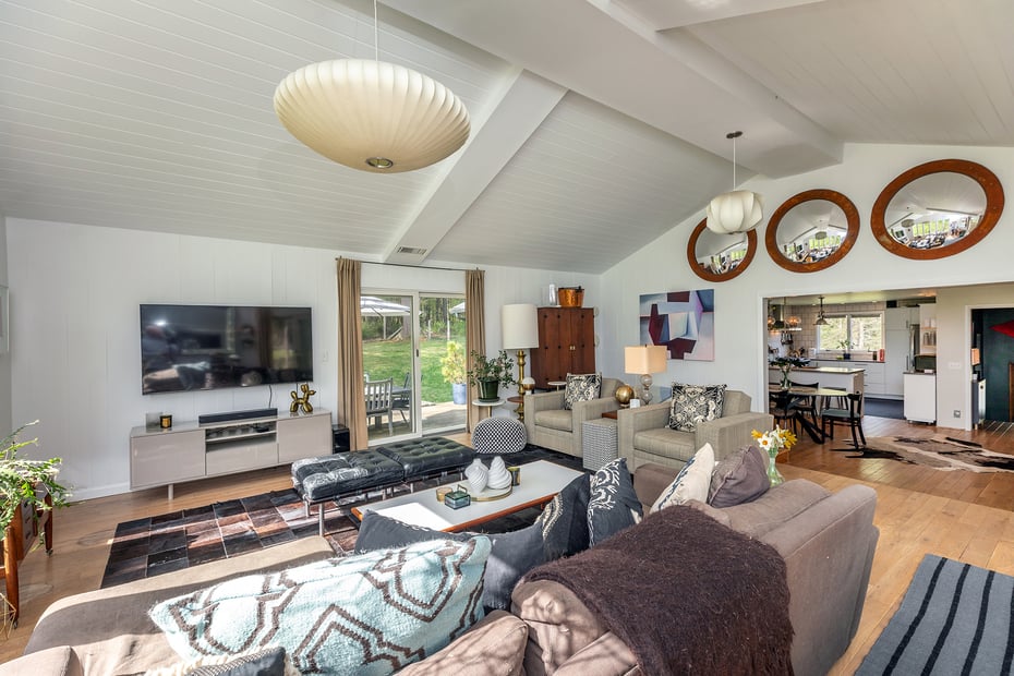 208 Low Road Photo 13