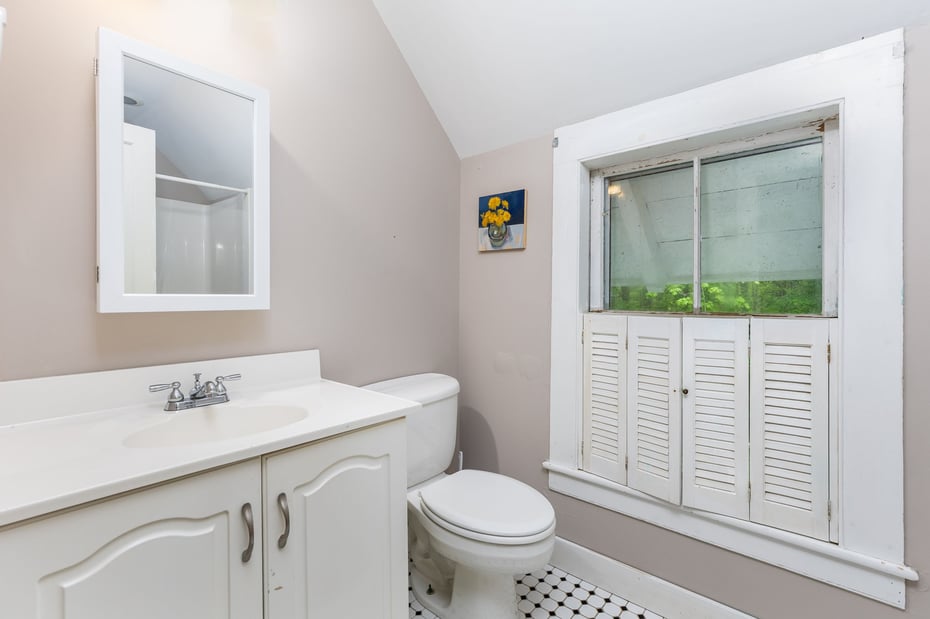 329 Litchfield Road Photo 25