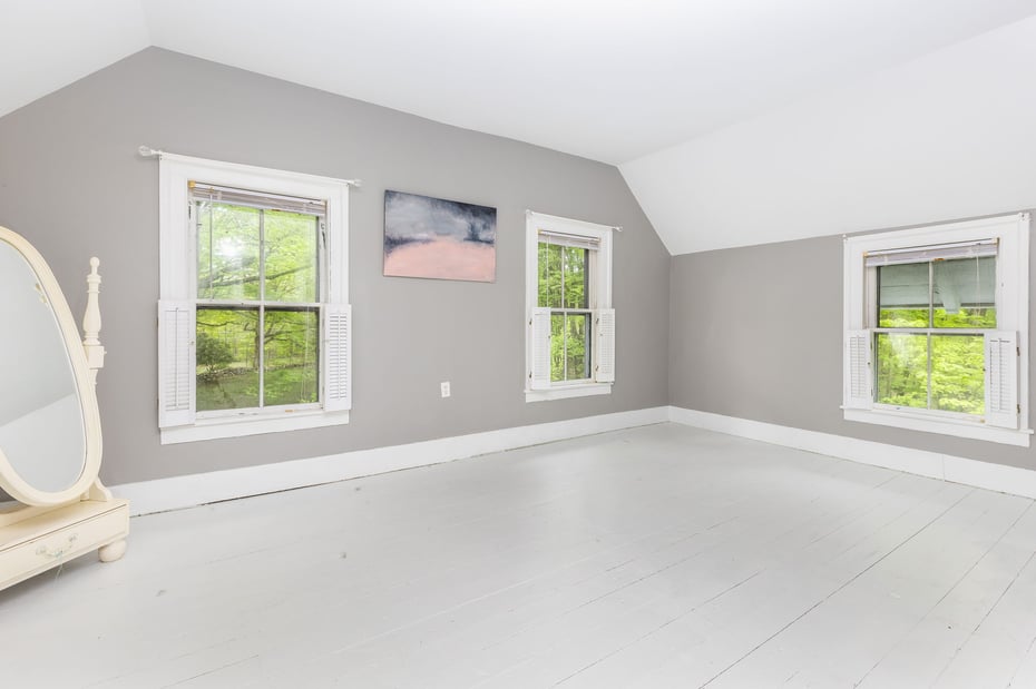329 Litchfield Road Photo 26