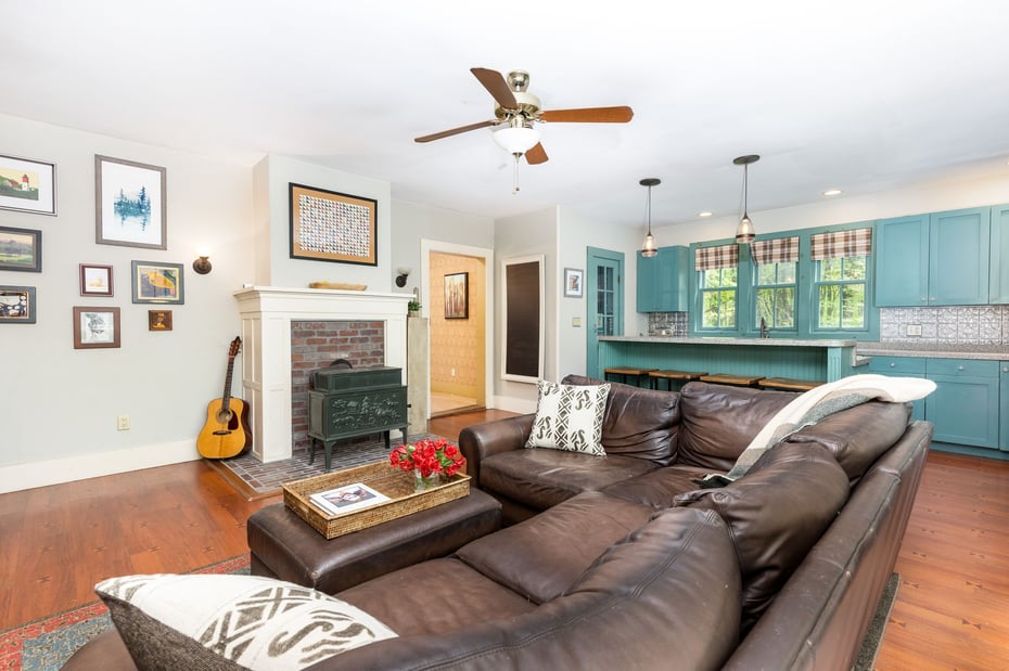 329 Litchfield Road Photo 13