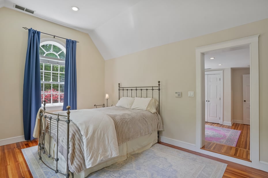 78 Hoyts Hill Photo 26