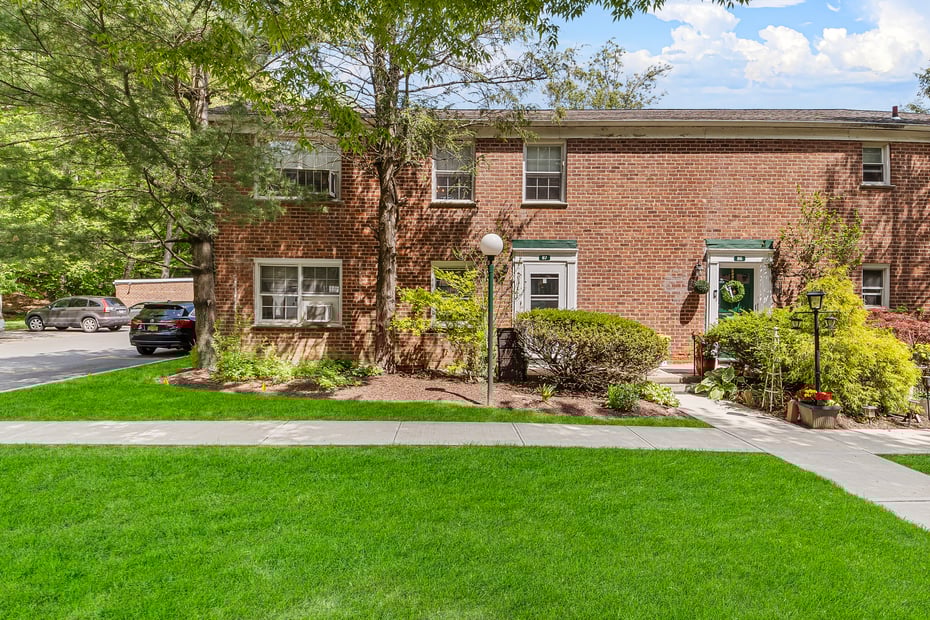 192 Pinewood Road  #87 Photo 2