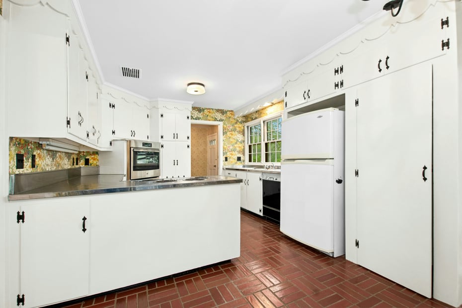 108 Colony Road Photo 15