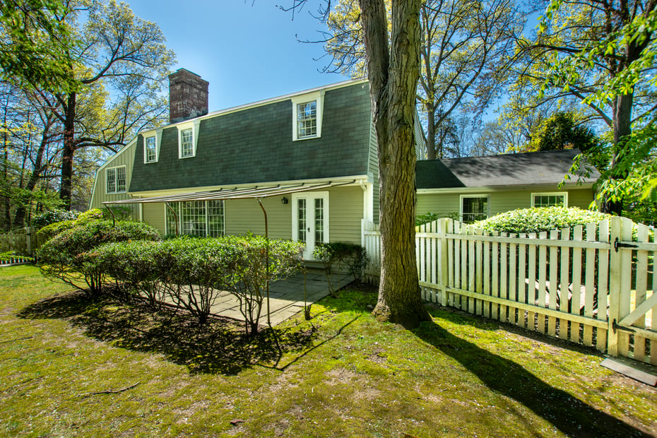 108 Colony Road Photo 32