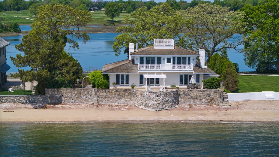 34 Shorehaven Road Photo 1
