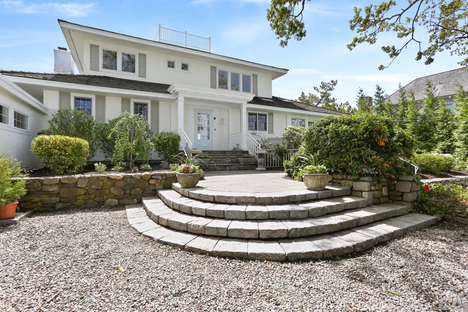 34 Shorehaven Road Photo 4