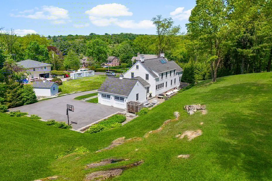 28 Colonial Road Photo 34