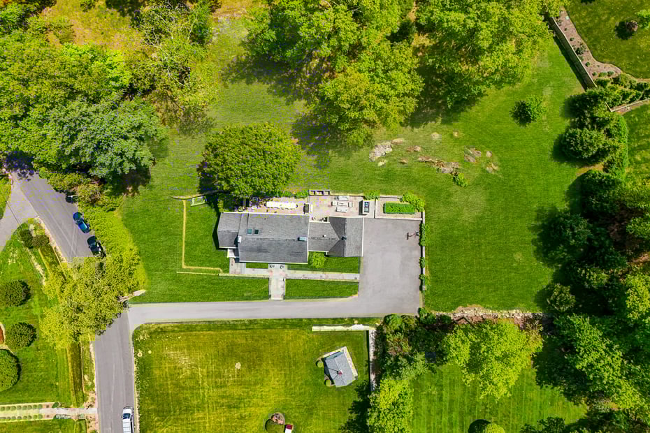 28 Colonial Road Photo 37