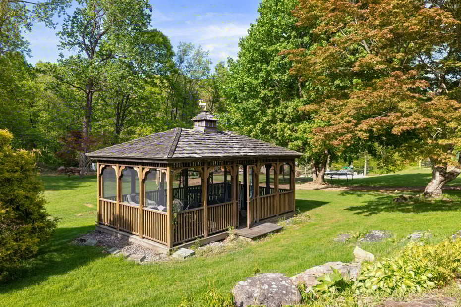 10 Rockwood Lane Photo 24