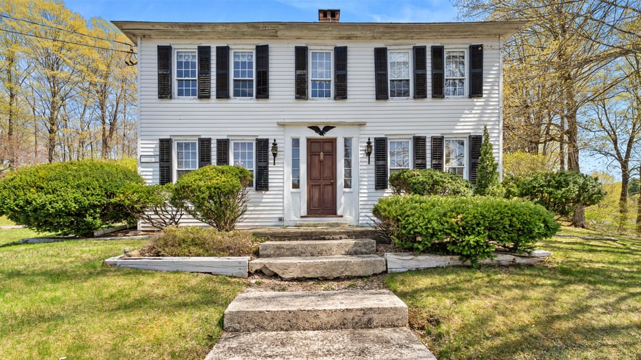 6 Tyringham Rd Photo 1