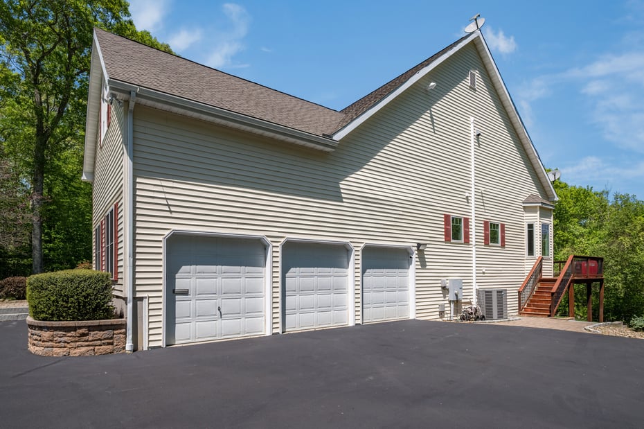82 Iron Works Road Photo 3