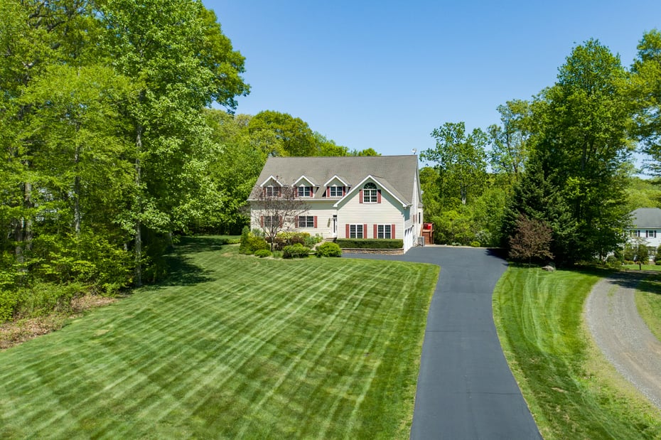 82 Iron Works Road Photo 4