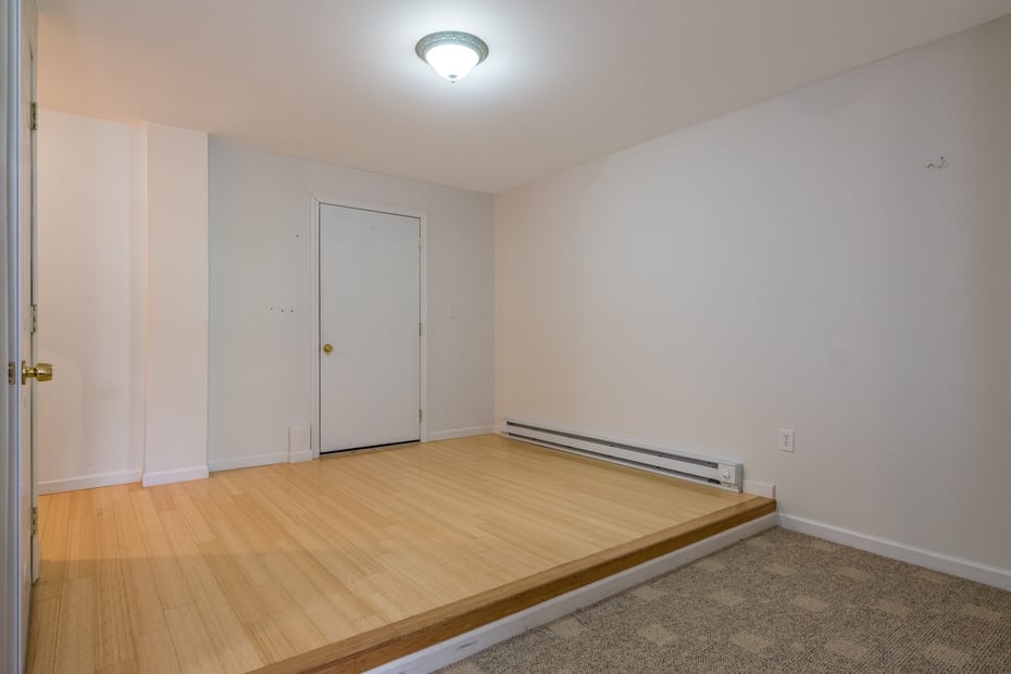 82 Iron Works Road Photo 33
