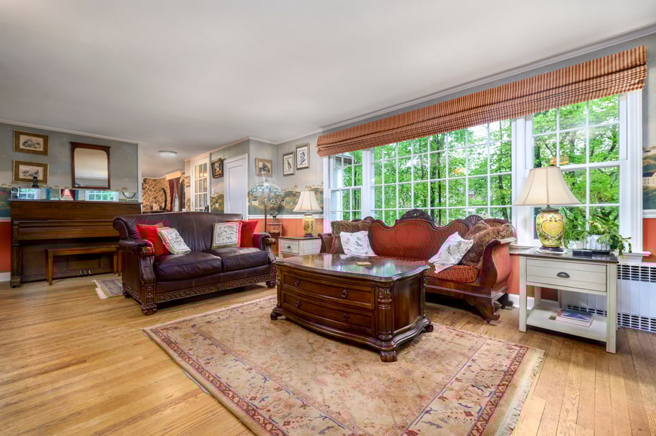 106 Perry Avenue Photo 8