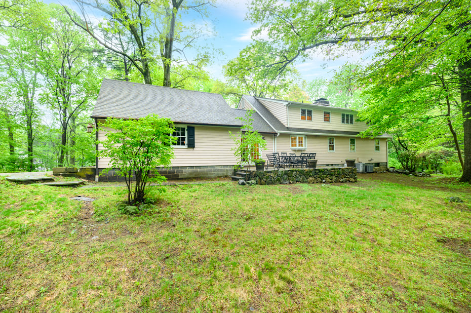 106 Perry Avenue Photo 25