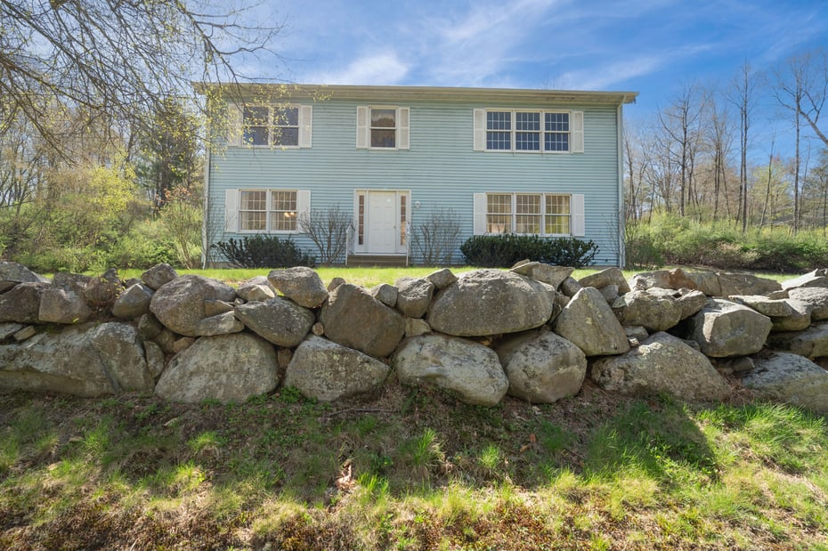 188 Huntingtown Road Photo 1