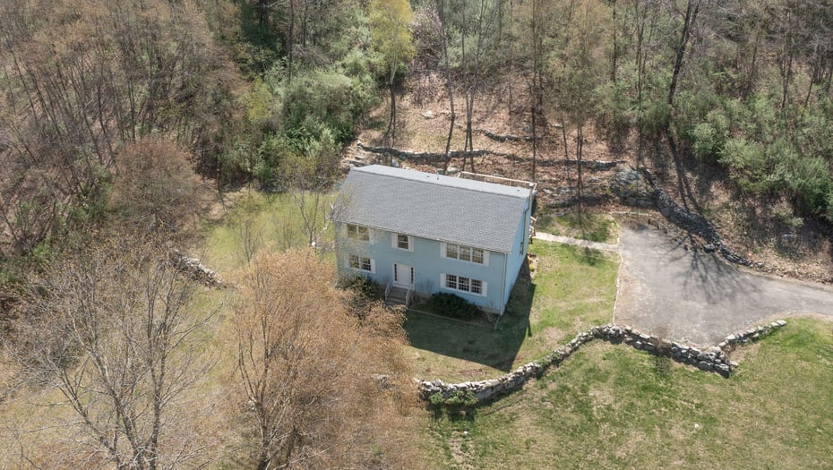188 Huntingtown Road Photo 6