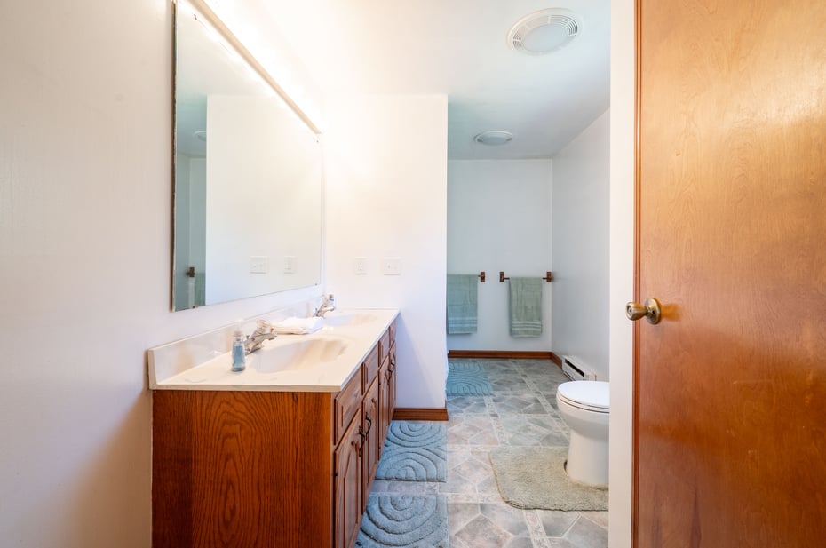 188 Huntingtown Road Photo 32