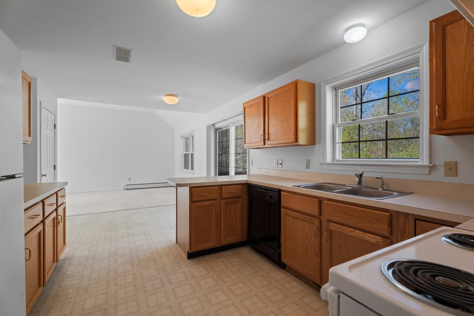4 Davis Farm Road Photo 14