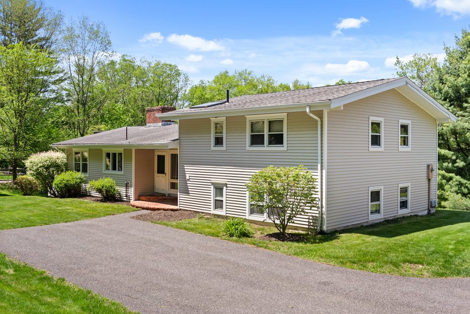 171 Kinney Hill Road Photo 1
