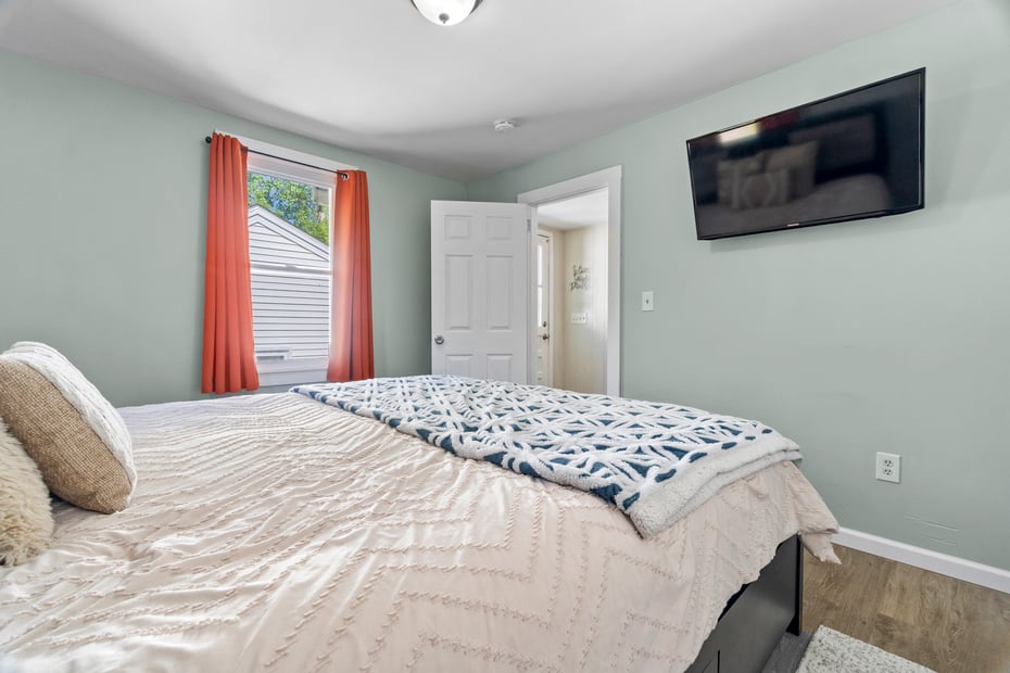 36 Jennings Street Photo 18
