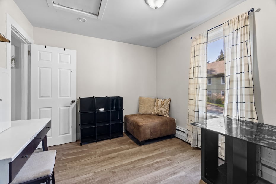 36 Jennings Street Photo 22