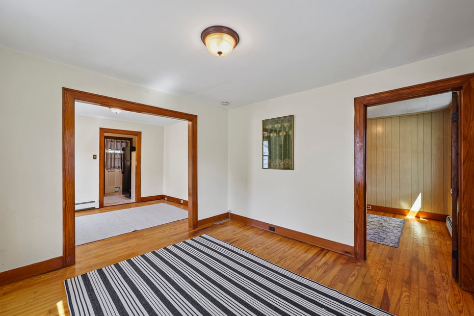 41 Pine St Photo 4