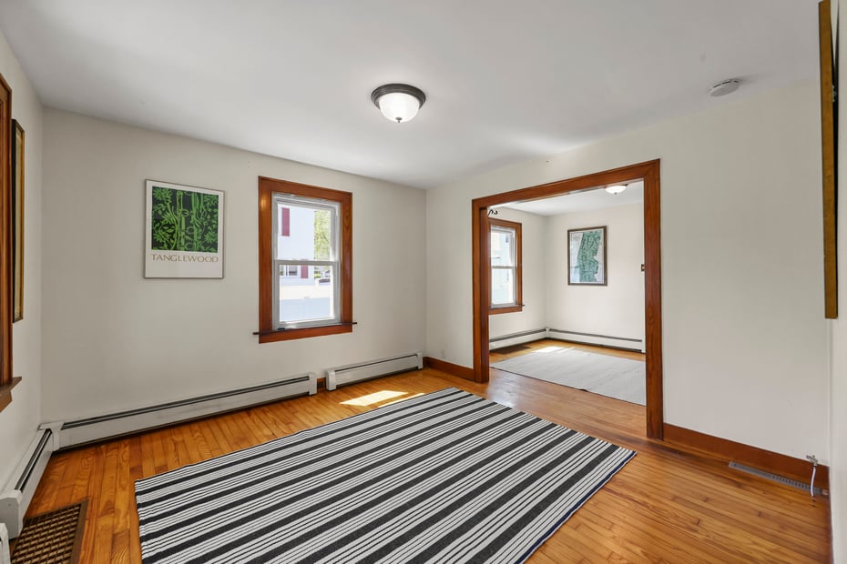 41 Pine St Photo 7