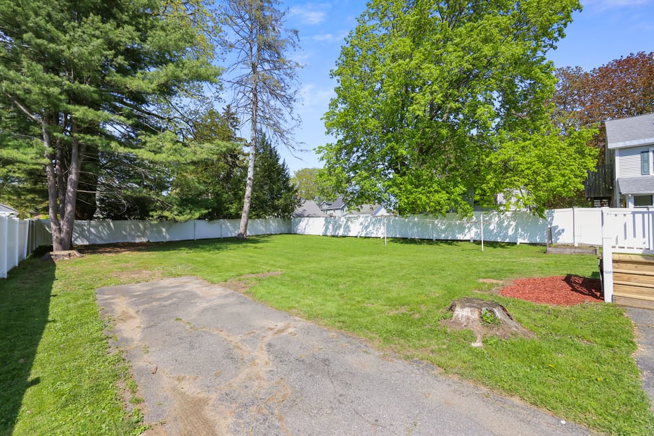 41 Pine St Photo 30