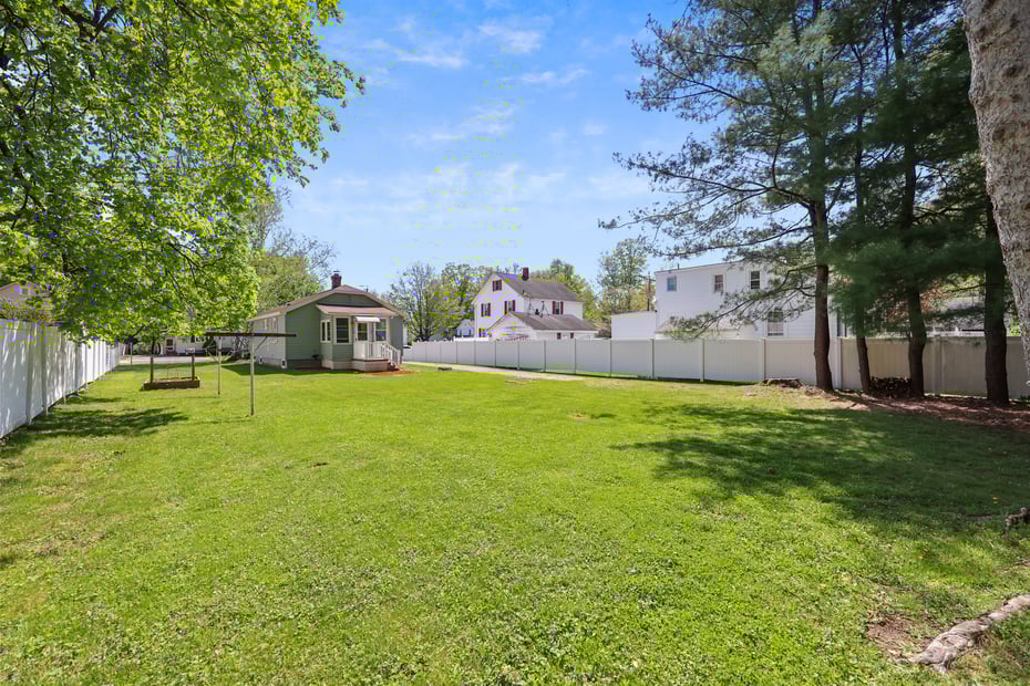 41 Pine St Photo 32