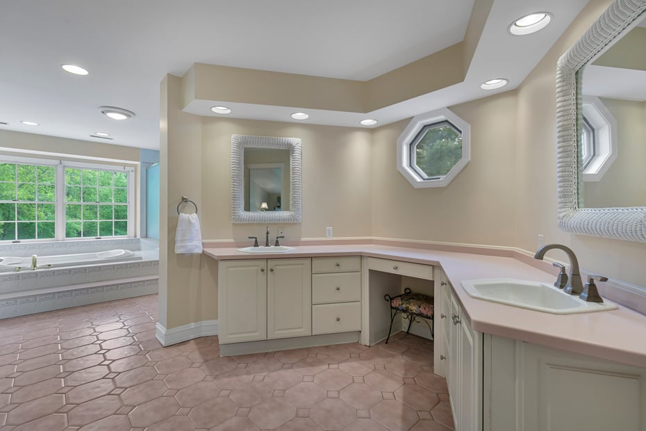 48 Cherry Gate Lane Photo 16