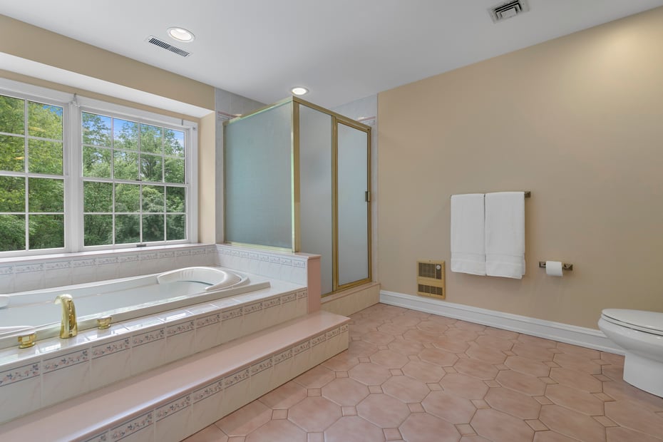 48 Cherry Gate Lane Photo 17
