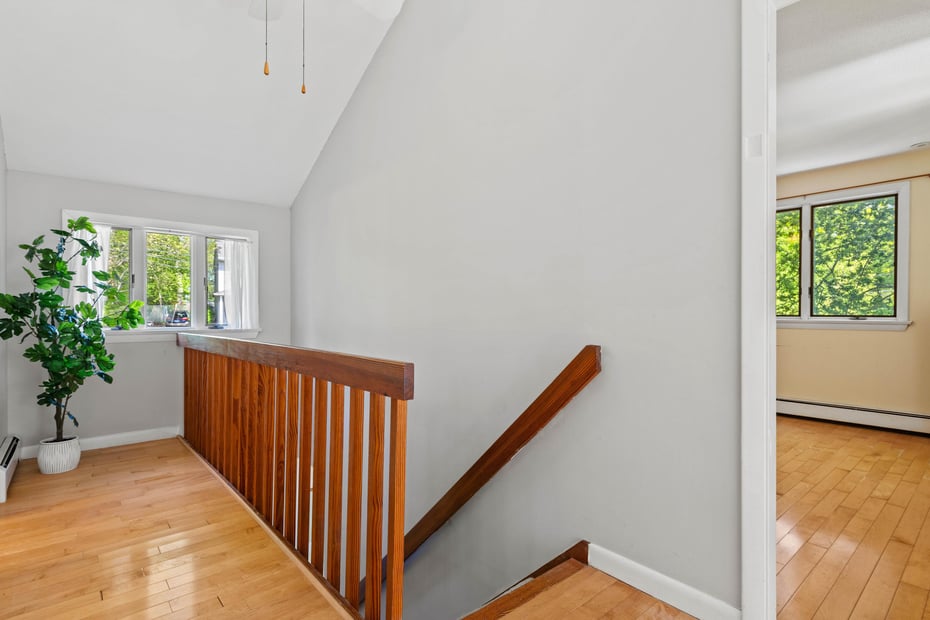 18 Charles Street Photo 22