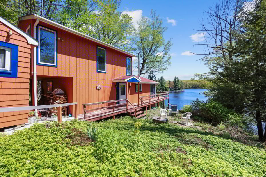 667 King Richard Dr Photo 16