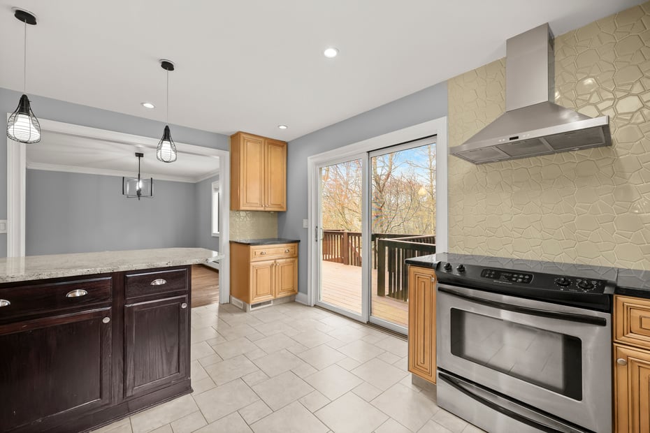 97 Cranston Avenue Photo 9