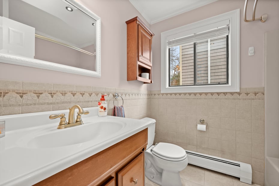 97 Cranston Avenue Photo 17