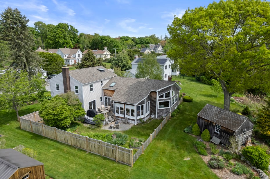 410 Noank Road Photo 8
