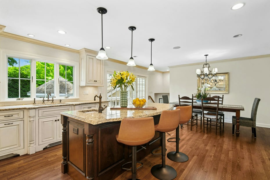2 Knollwood Lane Photo 10
